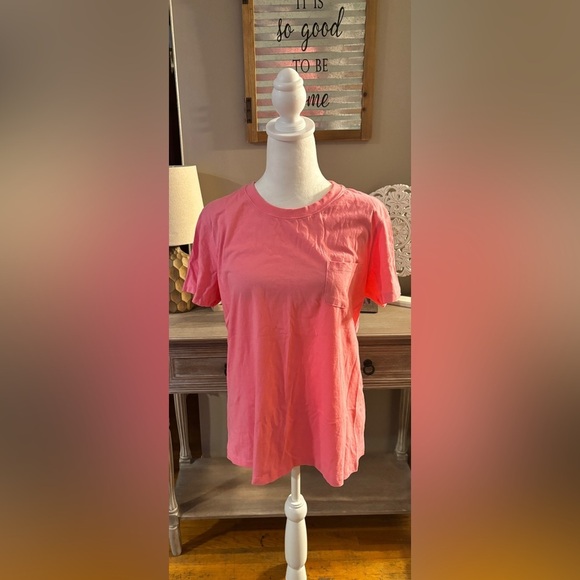 Ivory Ella Pocket Tee - Picture 1 of 4